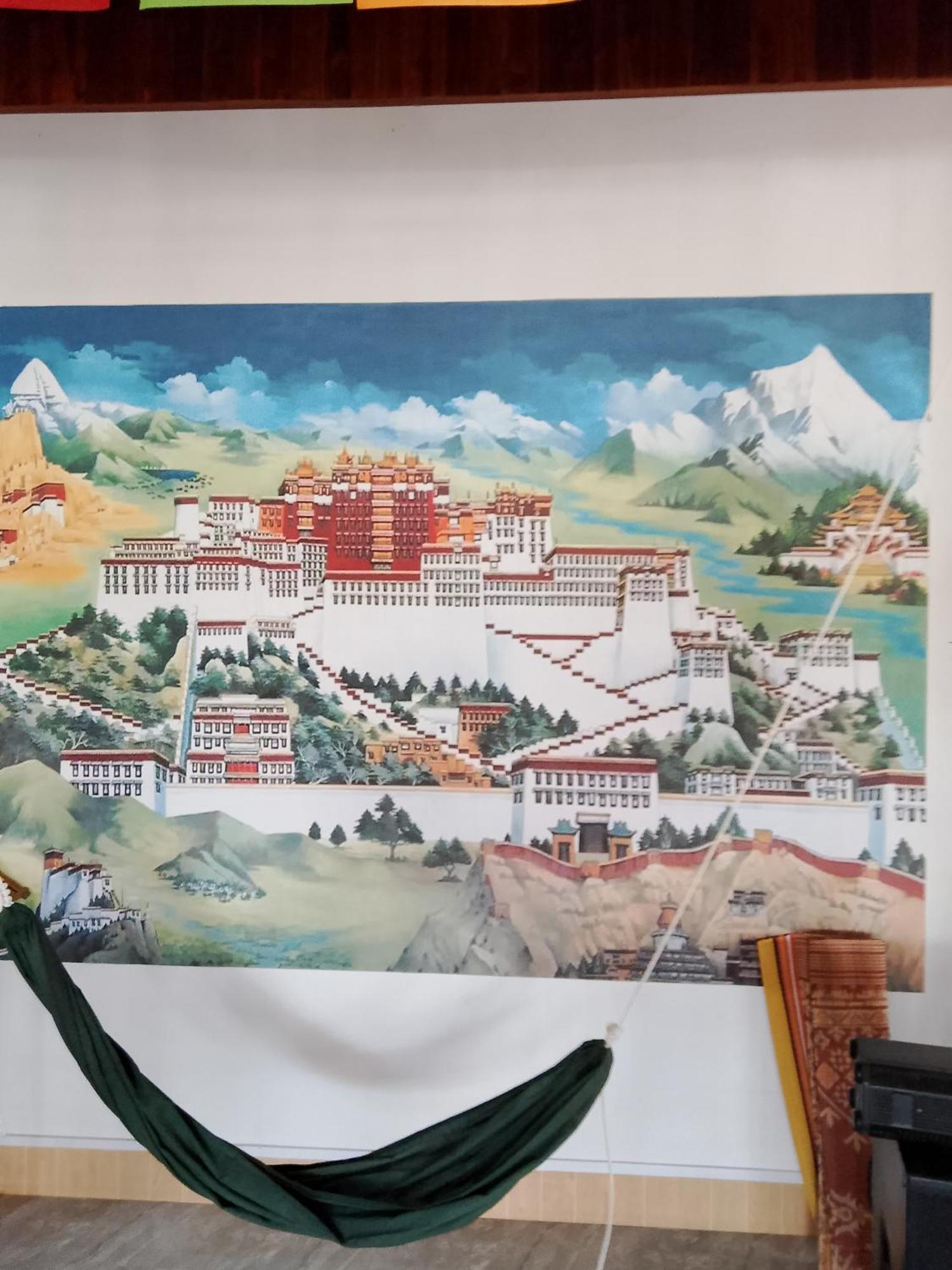 Tibet Restaurant And Hostel Nakasong 외부 사진