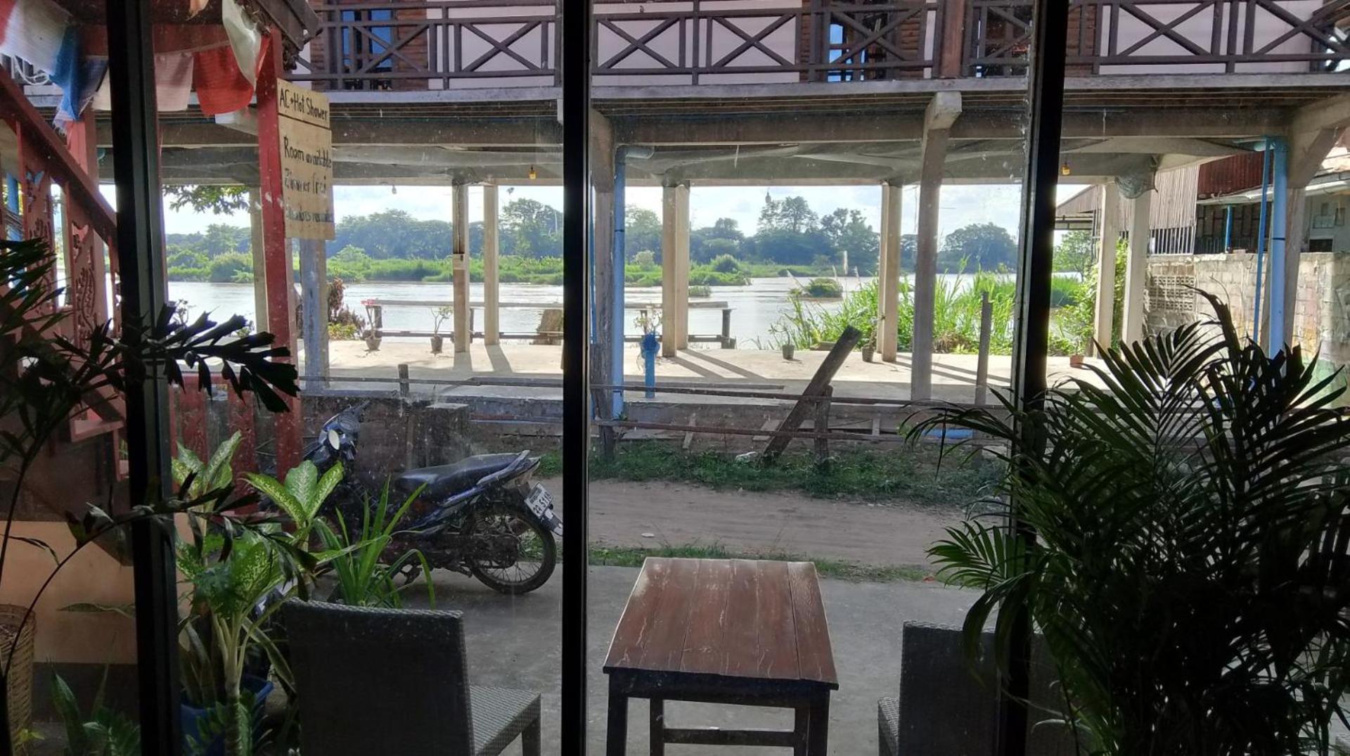 Tibet Restaurant And Hostel Nakasong 외부 사진